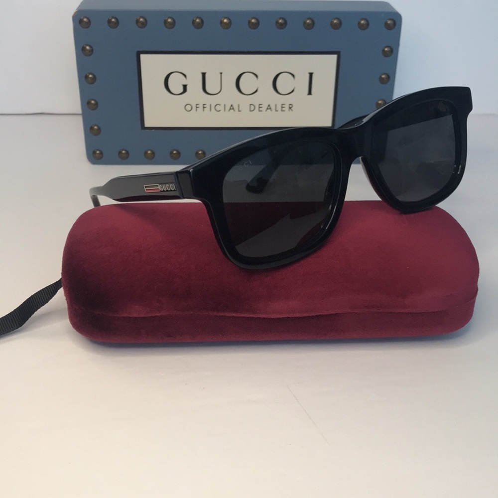 GUCCI Grey Square Men's Sunglasses
GG0824S 005 55 - Picture 12 of 16